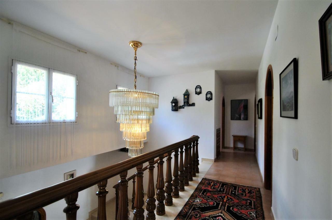 Holiday Villa In 10 Min From Fuengirola Beach With Sea Views Pool Bbq Parking Wifi Aircon Big Garden Mijas Bagian luar foto
