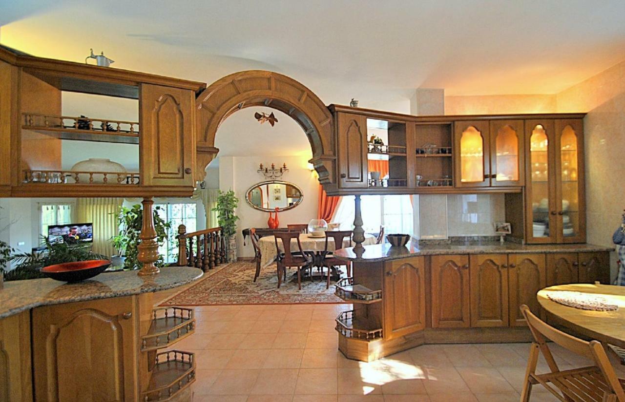 Holiday Villa In 10 Min From Fuengirola Beach With Sea Views Pool Bbq Parking Wifi Aircon Big Garden Mijas Bagian luar foto